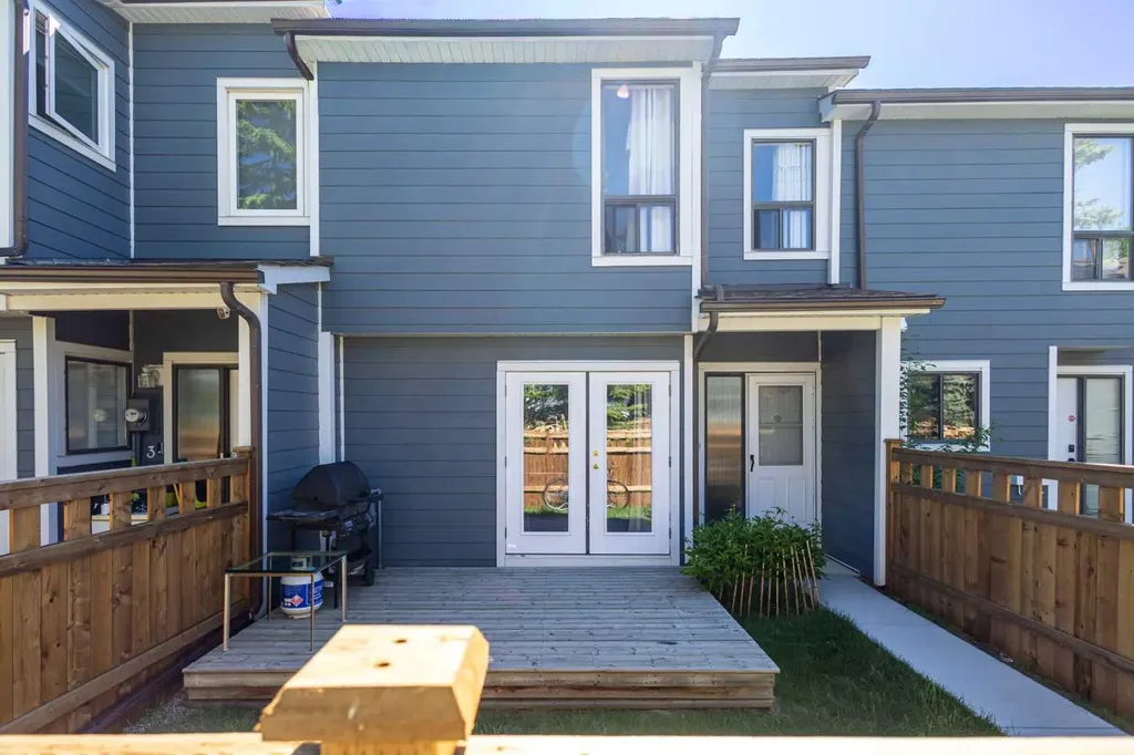 203 Grier Terrace NE Calgary AB T2K5Y7