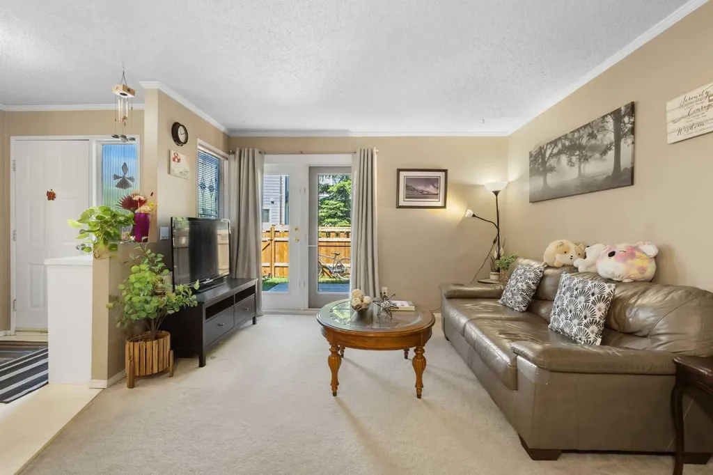203 Grier Terrace NE Calgary AB T2K5Y7