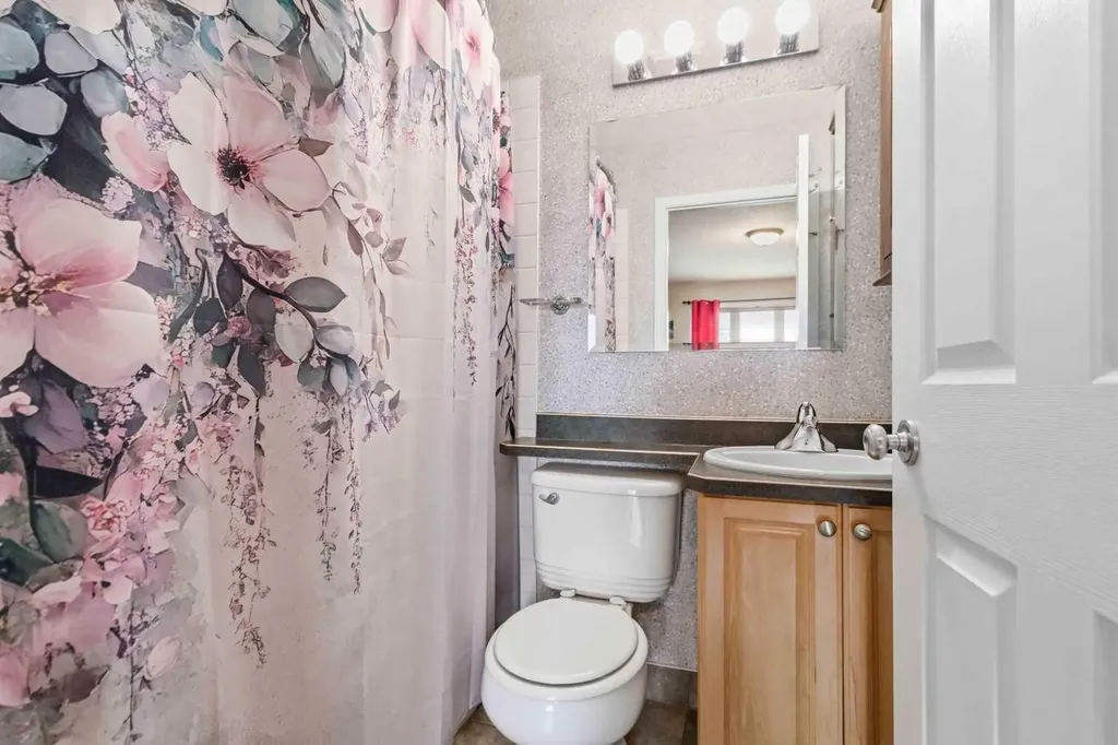 124 Crown Creek Lane Fort Mcmurray AB T9K 2V1