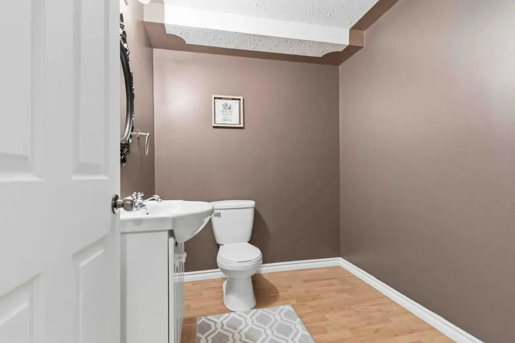 124 Crown Creek Lane Fort Mcmurray AB T9K 2V1