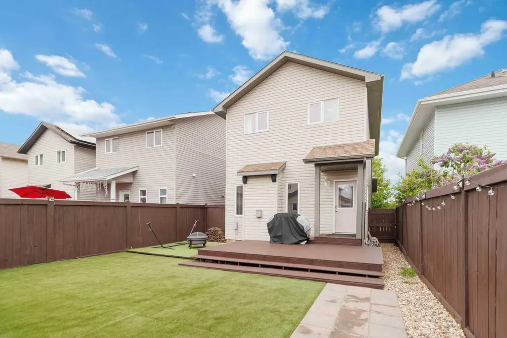 124 Crown Creek Lane Fort Mcmurray AB T9K 2V1