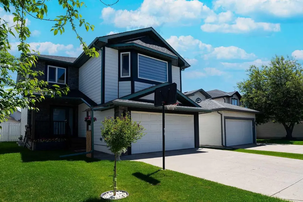 270 Somerside Park SW Calgary AB T2Y 3G5