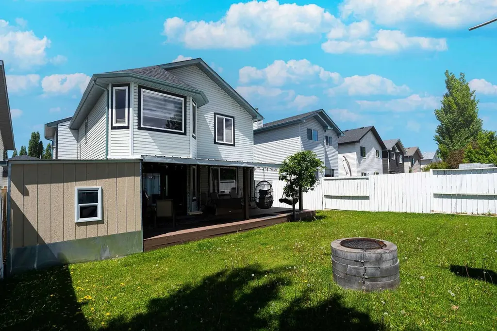 270 Somerside Park SW Calgary AB T2Y 3G5