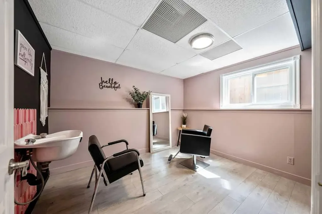 92 Waterstone Crescent SE Airdrie AB T4B 2E5