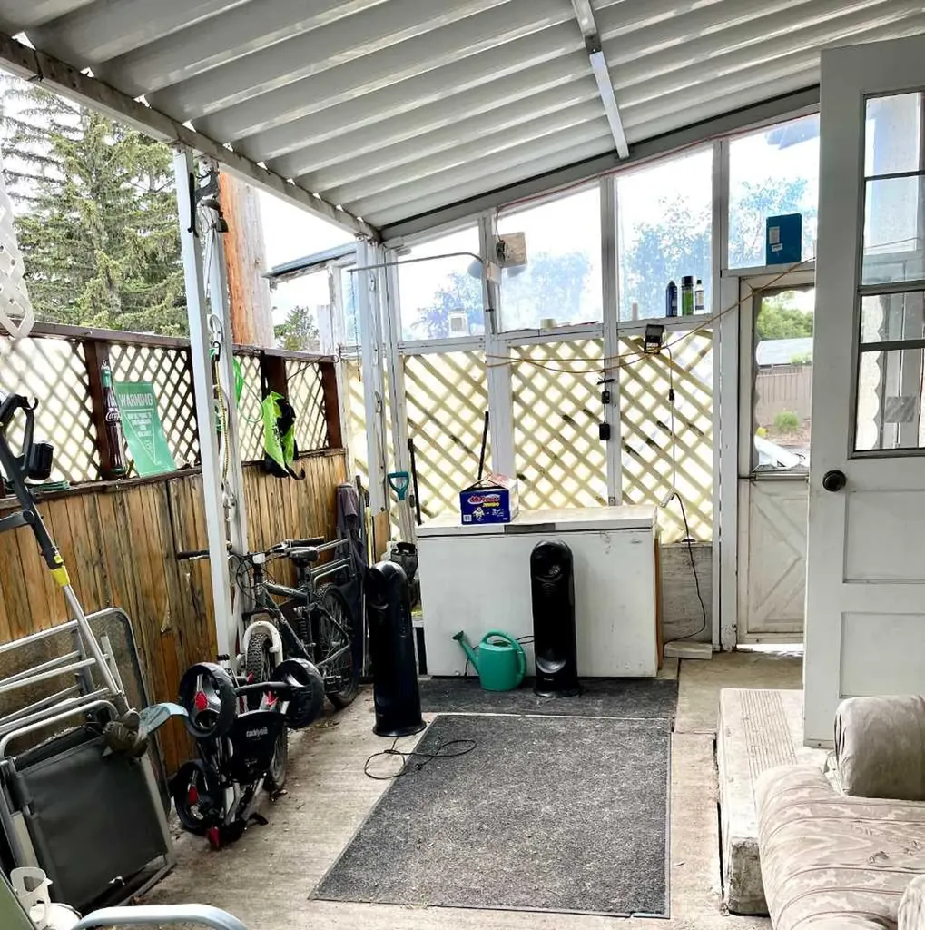 132 Allandale Close SE Calgary AB T2H 1V9