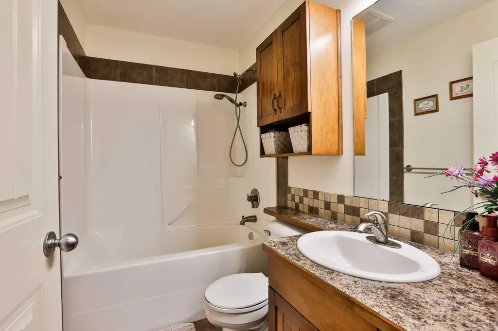 287 Firelight Crescent W Lethbridge AB T1J 4B2