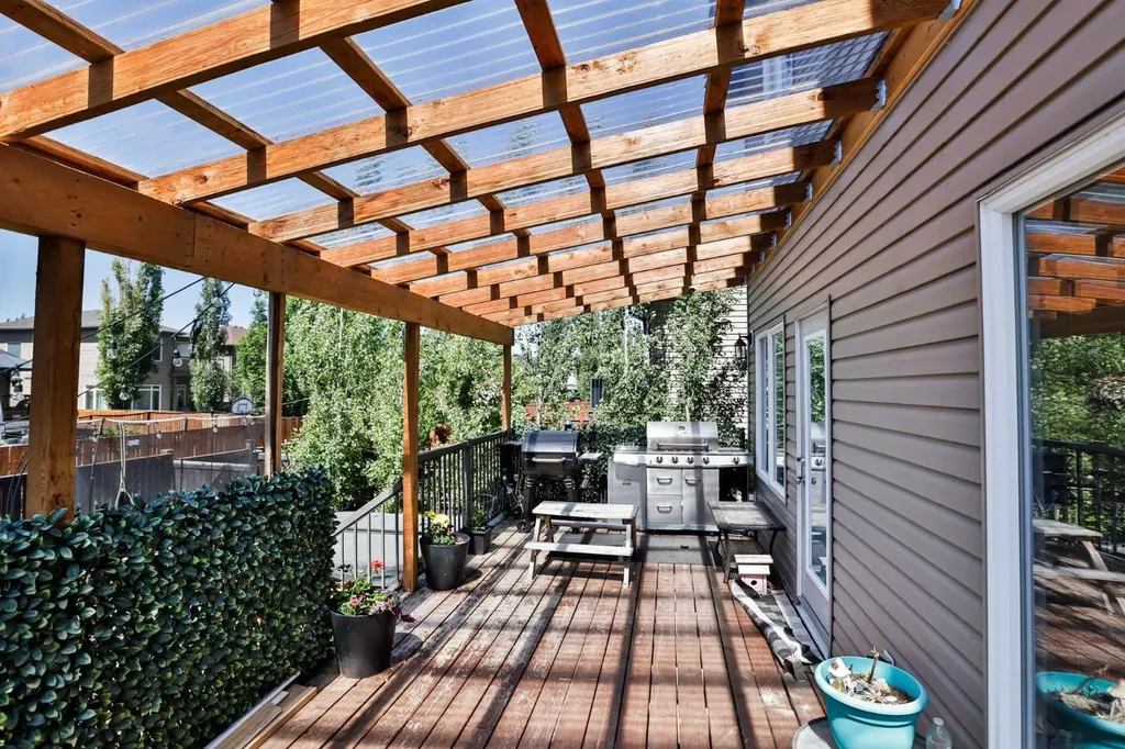 287 Firelight Crescent W Lethbridge AB T1J 4B2