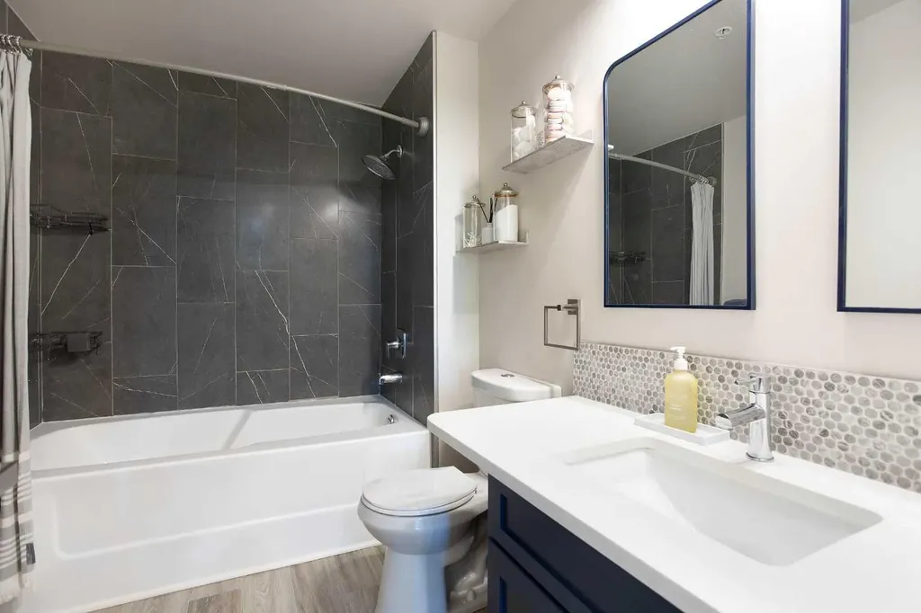 205 Riverfront Avenue SW Calgary AB T2P 5K4