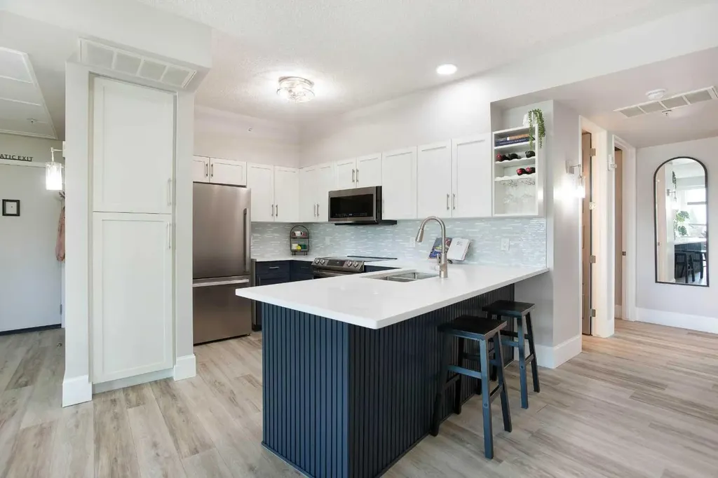 205 Riverfront Avenue SW Calgary AB T2P 5K4