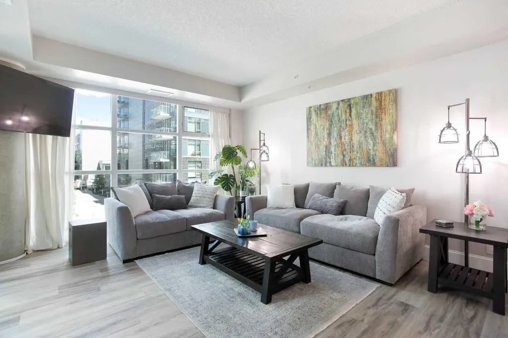 205 Riverfront Avenue SW Calgary AB T2P 5K4