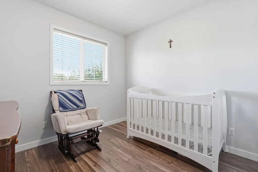 56 Silver Creek Boulevard Airdrie AB T4B 2P6