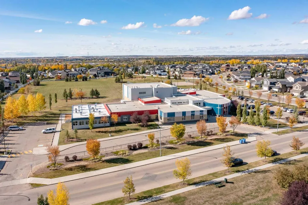 19 Carter Close Red Deer AB T4P 0G5