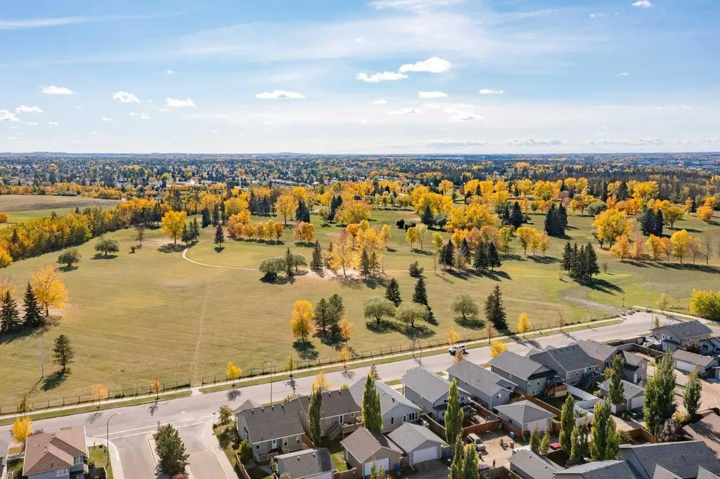 19 Carter Close Red Deer AB T4P 0G5