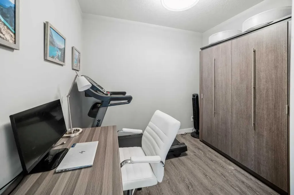106 Stewart Creek Rise Canmore AB T1W 0N3