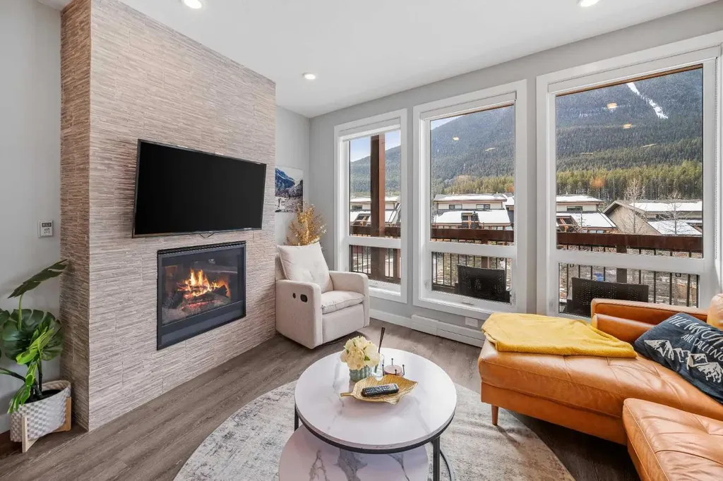 106 Stewart Creek Rise Canmore AB T1W 0N3