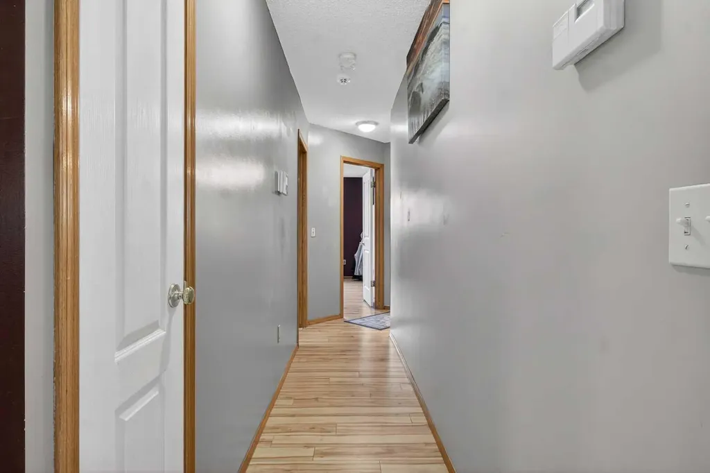 40 Erin Circle SE Calgary AB T2B 3H9