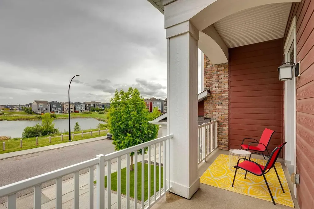 69 Yorkville Green SW Calgary AB T2X4K1
