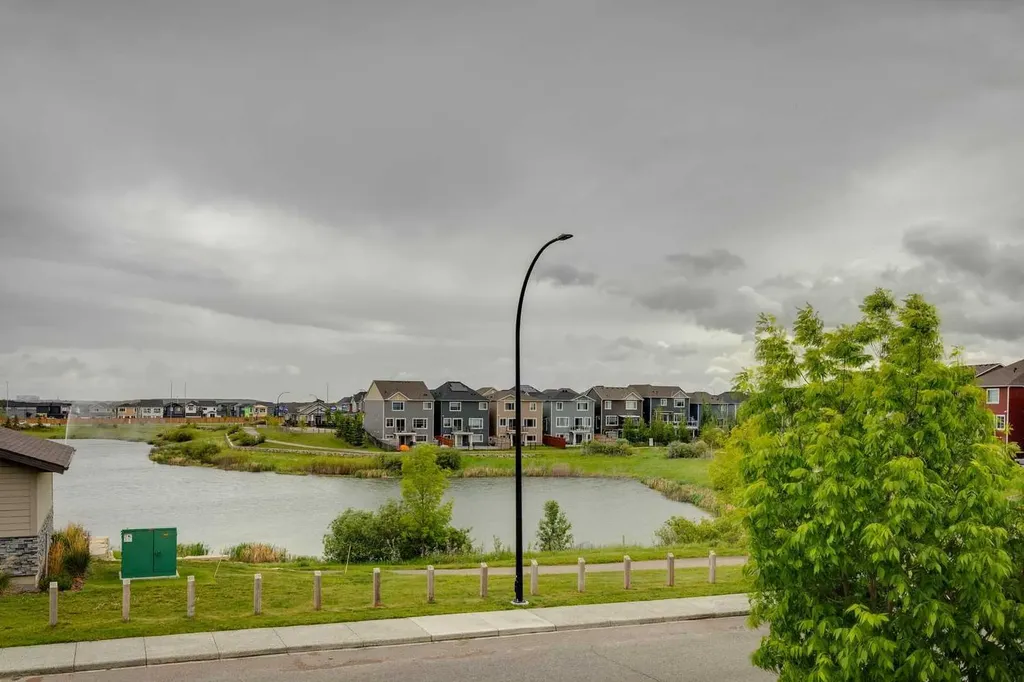 69 Yorkville Green SW Calgary AB T2X4K1