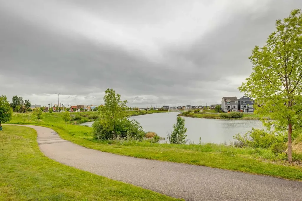 69 Yorkville Green SW Calgary AB T2X4K1