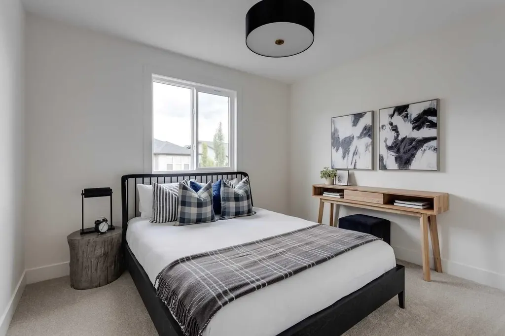 46 Heritage Close Cochrane AB T4C 3G8