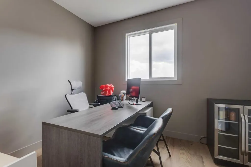 46 Heritage Close Cochrane AB T4C 3G8