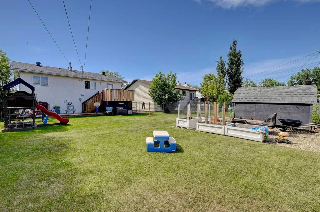 9724 94 Avenue Wembley AB T0H 3S0