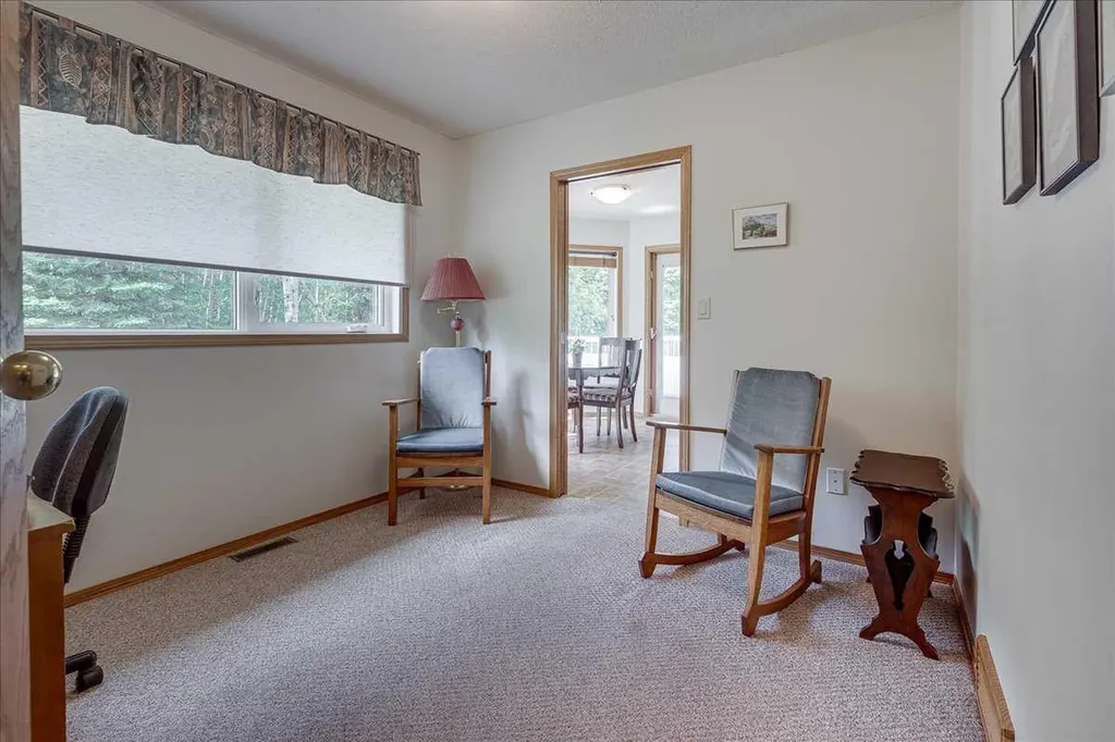 5363 36a Street Innisfail AB T4G 1E6
