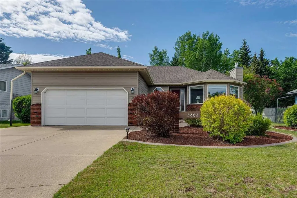 5363 36a Street Innisfail AB T4G 1E6