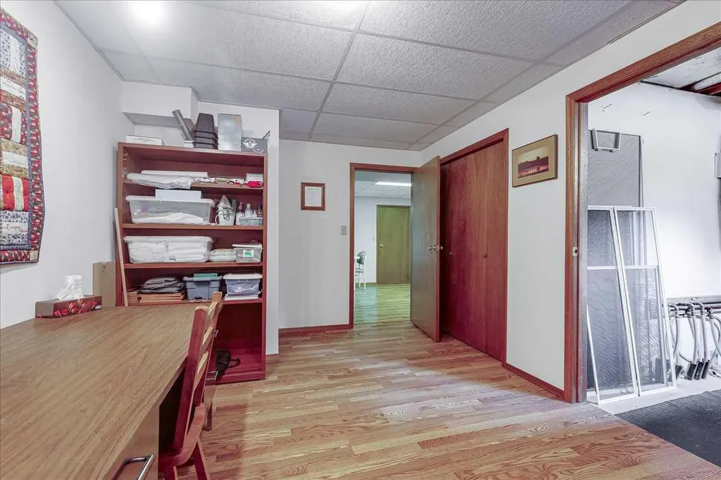 5363 36a Street Innisfail AB T4G 1E6