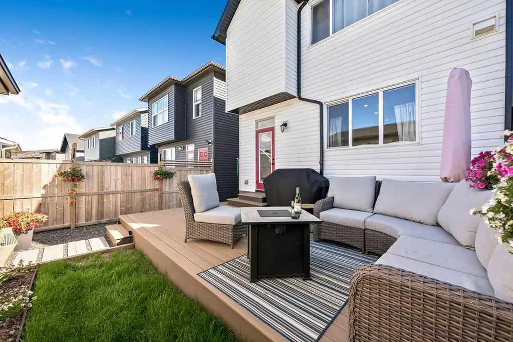 114 Seton Grove SE Calgary AB T3M 2Y6