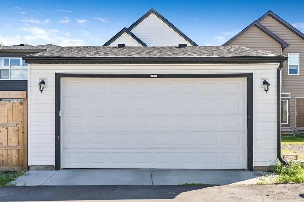 114 Seton Grove SE Calgary AB T3M 2Y6