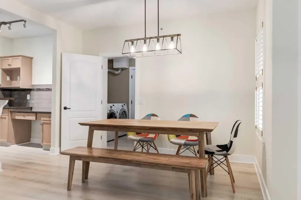 107 Patterson View SW Calgary AB T3H 3J9