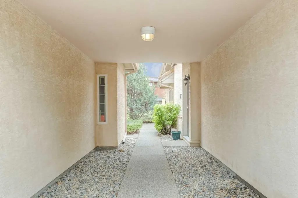 107 Patterson View SW Calgary AB T3H 3J9