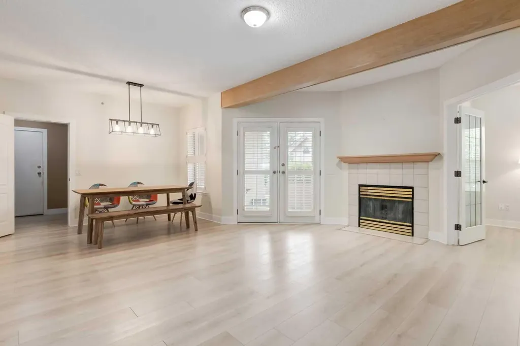 107 Patterson View SW Calgary AB T3H 3J9
