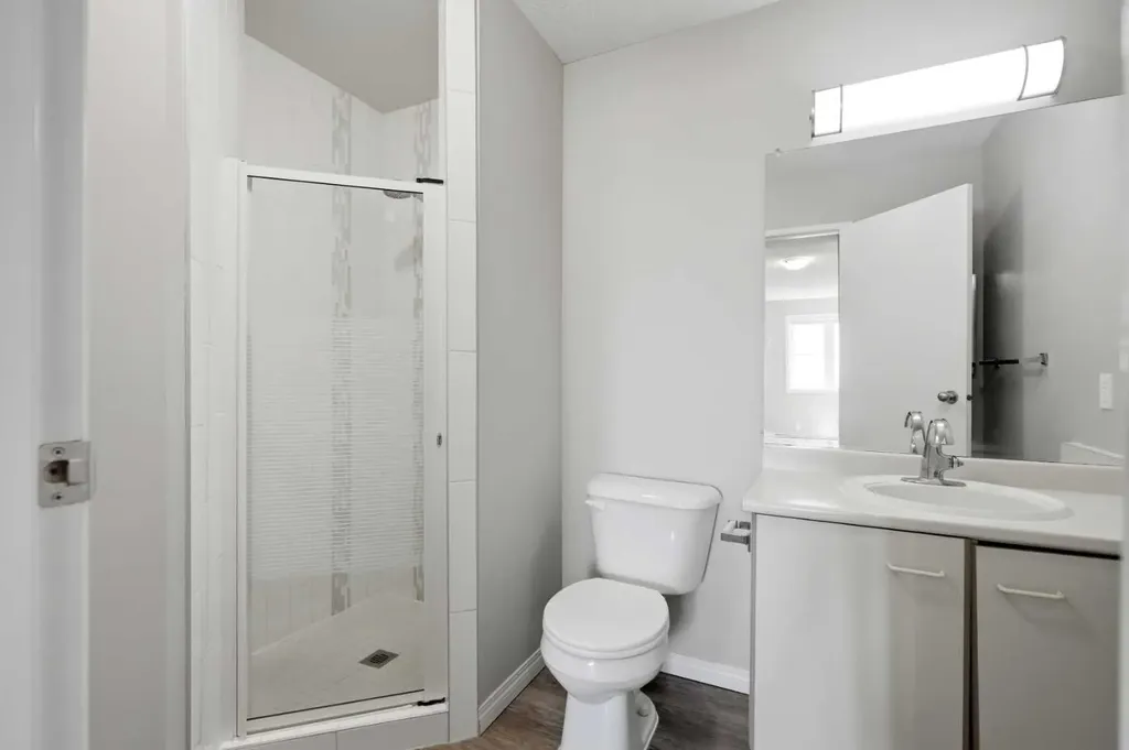 1634 Edenwold Heights NW Calgary AB T3A 3V2