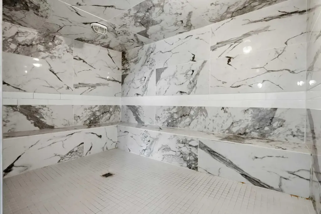 1634 Edenwold Heights NW Calgary AB T3A 3V2