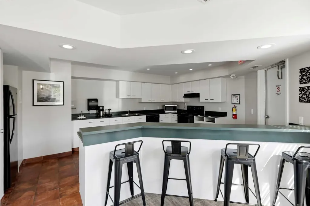 1634 Edenwold Heights NW Calgary AB T3A 3V2