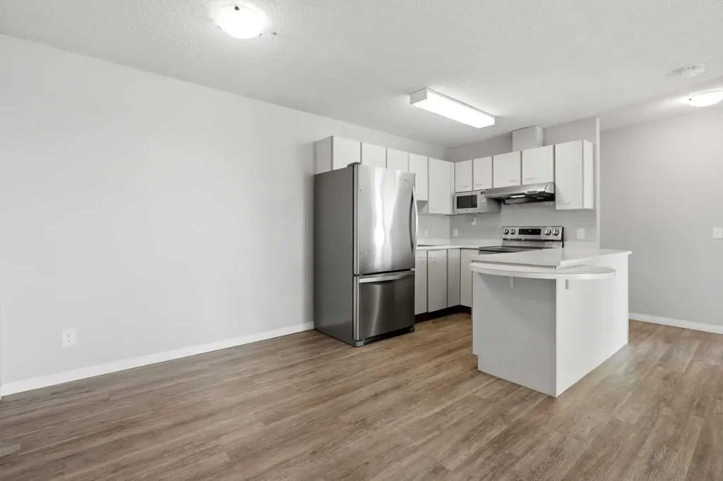1634 Edenwold Heights NW Calgary AB T3A 3V2