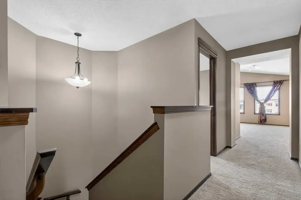 139 Panamount Street NW Calgary AB T3K 6J9