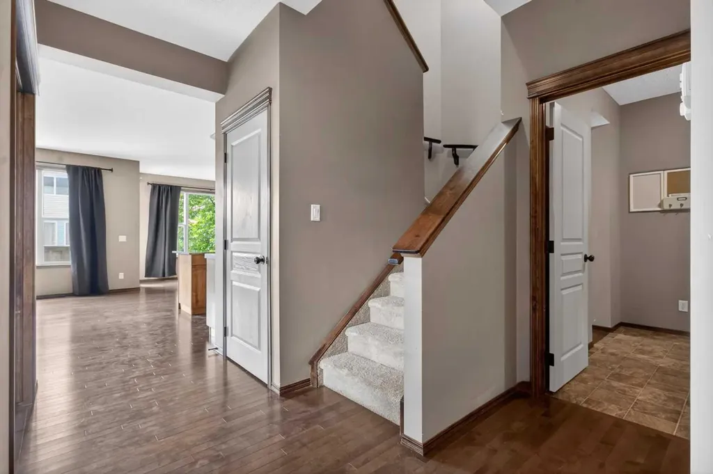139 Panamount Street NW Calgary AB T3K 6J9