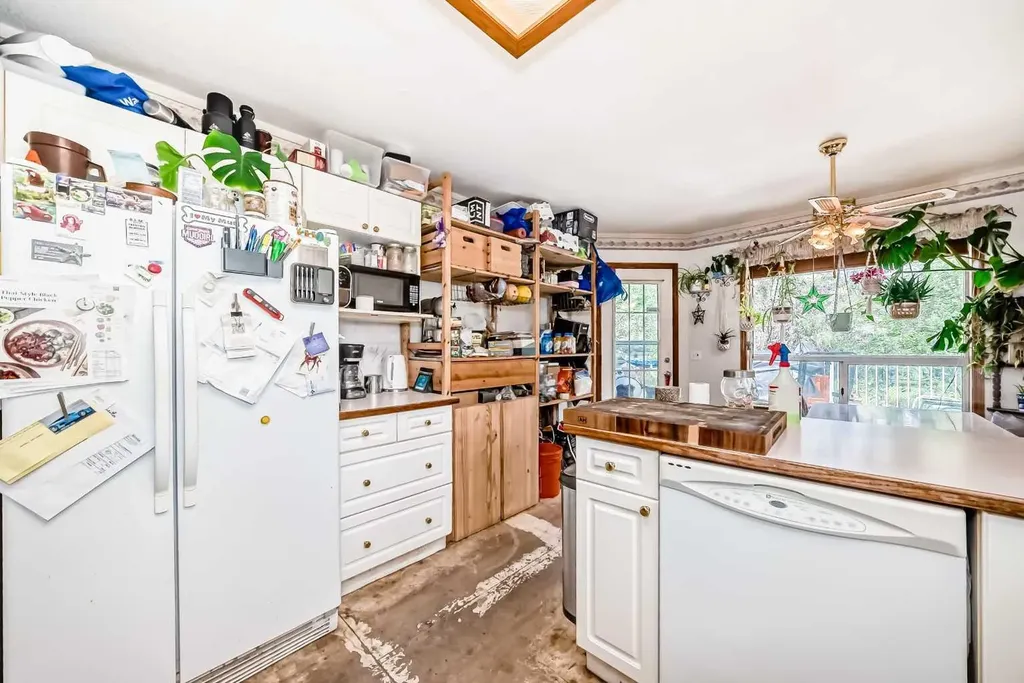275 6 Avenue NW Airdrie AB T4B 2H9