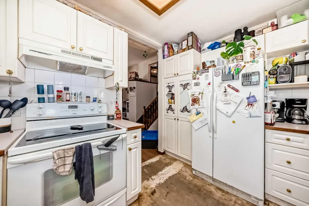 275 6 Avenue NW Airdrie AB T4B 2H9