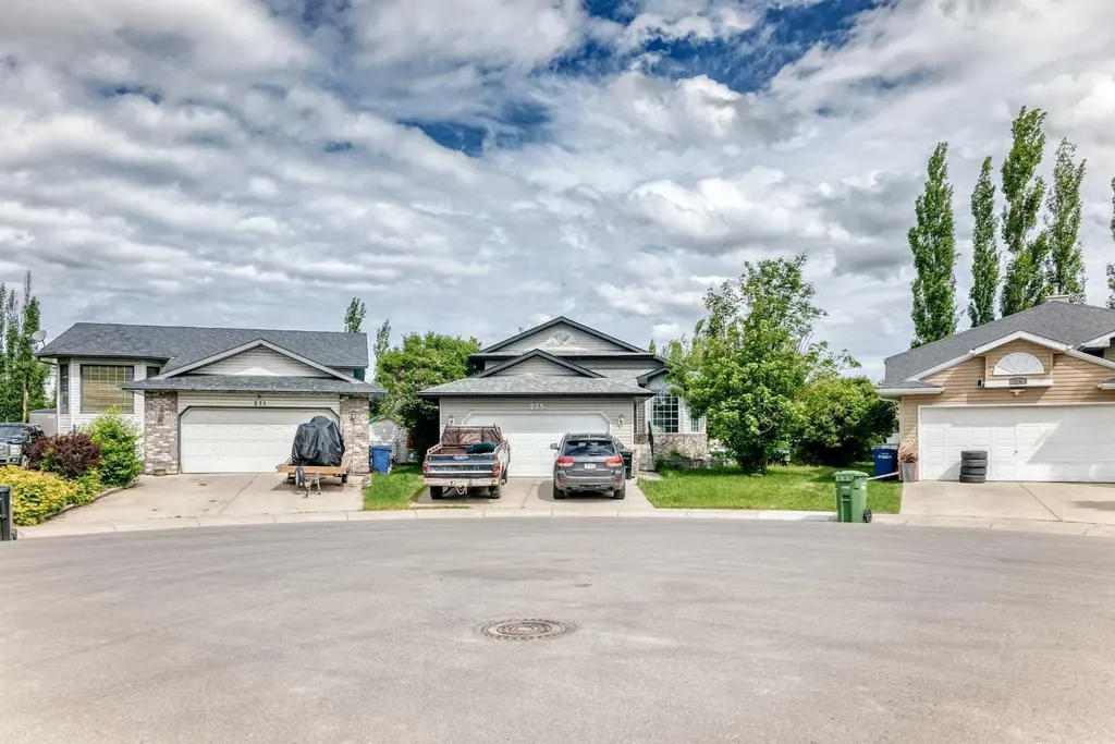 275 6 Avenue NW Airdrie AB T4B 2H9