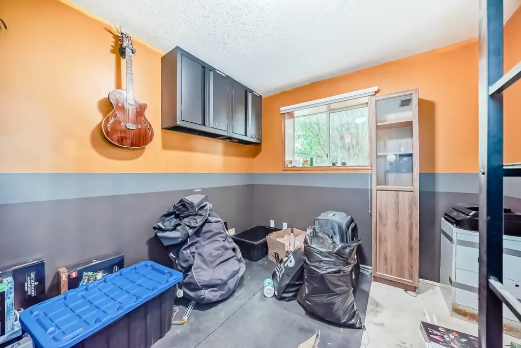 275 6 Avenue NW Airdrie AB T4B 2H9