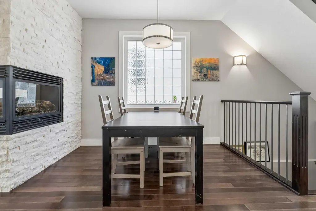 406 25 Avenue NW Calgary AB T2M 2A7