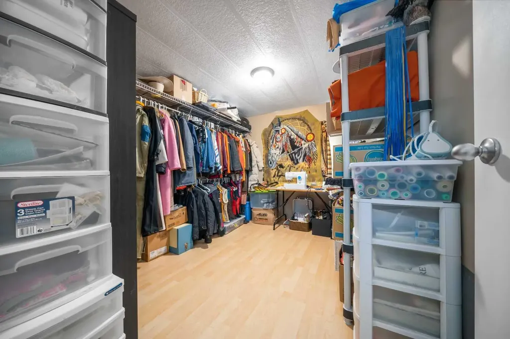 341 Cornell Crescent SW Medicine Hat AB T1A 7Z3