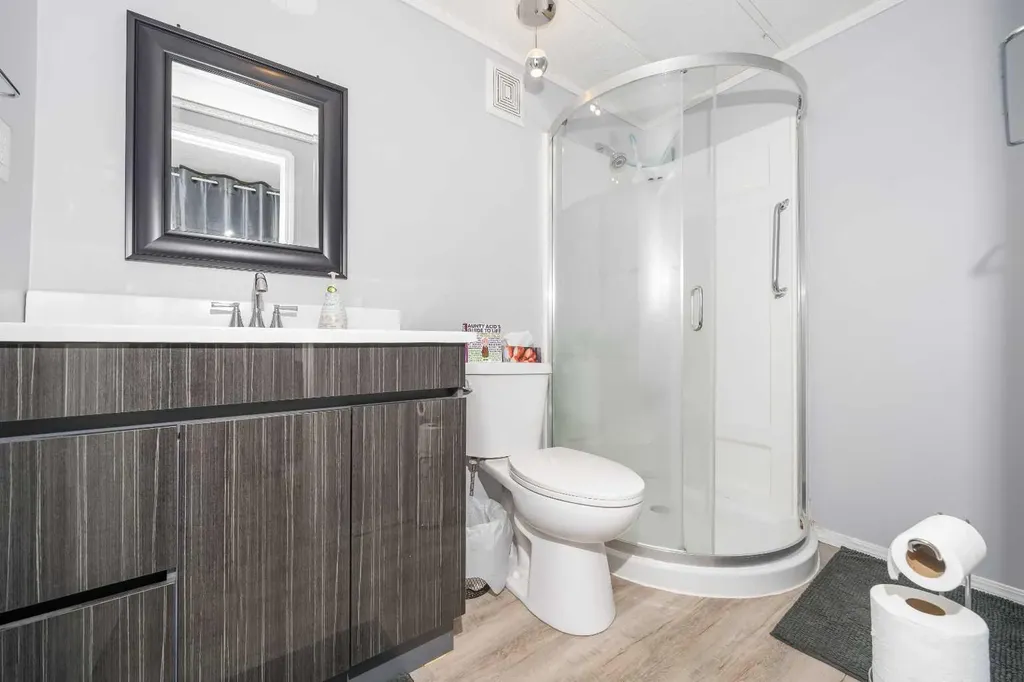 341 Cornell Crescent SW Medicine Hat AB T1A 7Z3