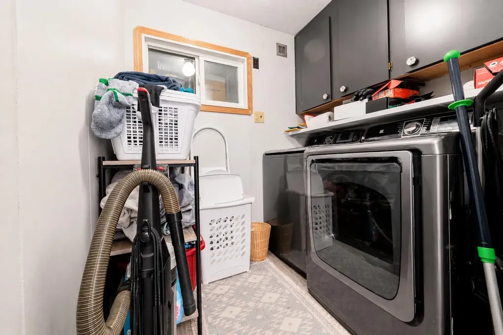 341 Cornell Crescent SW Medicine Hat AB T1A 7Z3