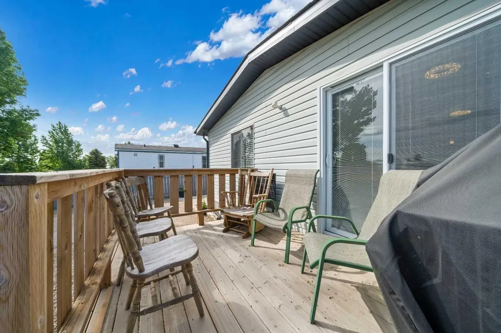 341 Cornell Crescent SW Medicine Hat AB T1A 7Z3