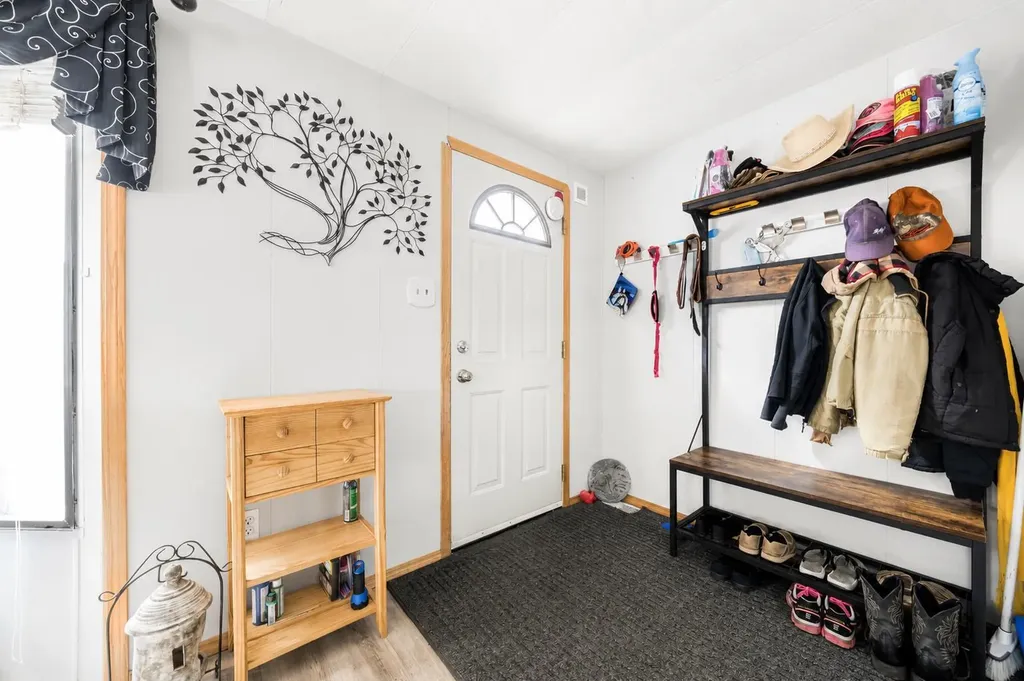 341 Cornell Crescent SW Medicine Hat AB T1A 7Z3